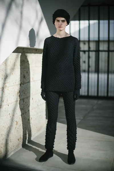 Look 17